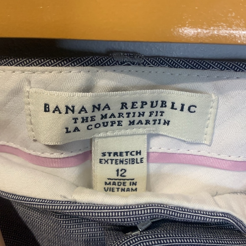 Banana Republic Martin Fit Cotton Ankle Pants - Picture 3 of 8